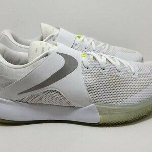 Nike Mens Zoom Live 852421-117 Low Top White Athletic Sneaker Shoes Size 11